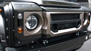 Land Rover Defender Kahn Design Ön Panjur Seti