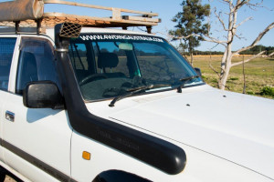 Toyota Land Cruiser VX80 Off Road Snorkel