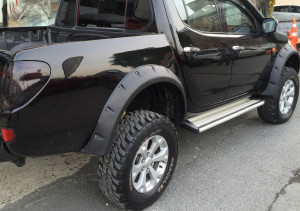  Mitsubishi L200 Dodik 07-14  Seti ABS PLASTİK