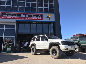  JEEP Grand Cherokee ZJ Off Road Dodik Takım FİBER