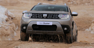 DACİA DUSTER 2012-2018 4X2 3D HAVUZLU PASPAS SİYAH